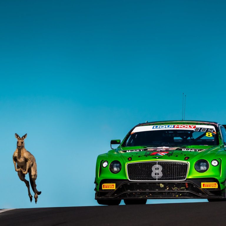 B12hr - Kangaroo and Bentley Racing Continental GT3 #8 | © Bentley