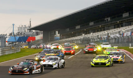 Start VLN/NLS1 - Poleposition | HRT #06 - Assenheimer - Engel | © Gruppe C