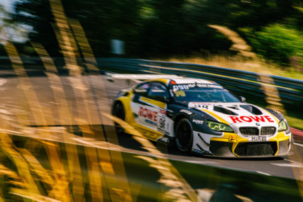 NLS3 P12 #98 - ROWE Racing BMW - Nick Yelloly, Alexander Sims | © Michele Scudiero