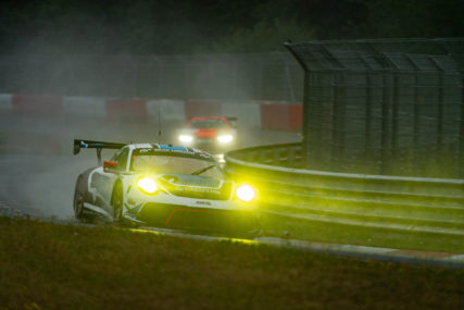 KCMG Porsche in Green Hell at NLS 4 | © NLS