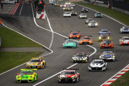 NLS5 Race Start | © Porsche