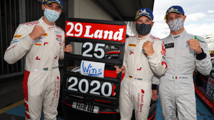 NLS5 Winner Land Motorsport R8 #29 - Chris Mies, Kelvin vd Linde, Mattia Drudi | © GruppeC