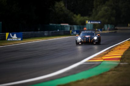 6hSPA - GULF Racing 911RSR #86 - Michael Wainwright, Ben Barker, Andrew Watson | © Marcel Langer