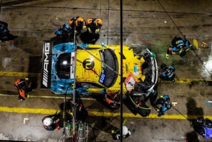 24hNBR 2020 - P9 - HRT AMG #2 - Nico Bastian, Hubert Haupt, Yelmer Buurmann, Philip Ellis | © MercedesAMG