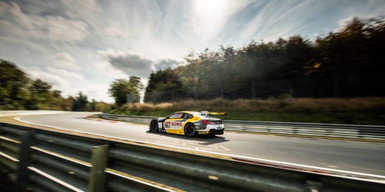 24hNBR 2020 - Winner - ROWE Racing BMW #99 - Nick Catsbourg, Nick Yelloly, Alexander Sims | © BMWmotorsport