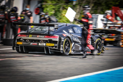 GTworldChEu Magny-Cours overall P5 R1 - WRT R8 #31 - Ryuichiro Tomita, Kelvin van der Linde | © SRO