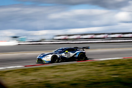 Nürburgring 6h Winner Silver - Garage59 Vantage #159 - James Pull, Valentin Hasse Clot, Andrew Watson | © GTworldCH