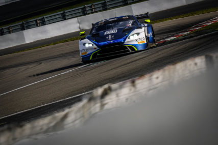 Nürburgring 6h Winner Silver - Garage59 Vantage #159 - James Pull, Valentin Hasse Clot, Andrew Watson | © GTworldCH