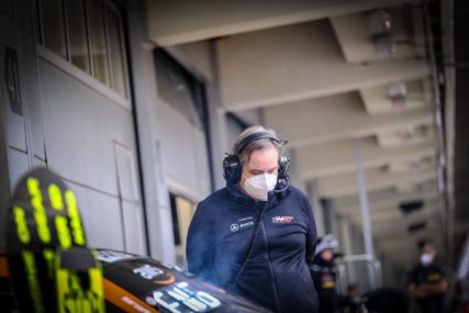 GTworldCh Sprint Cup Finale - HRT AMG #4 - Chief Ingenieur Renaud Dufour | © SRO