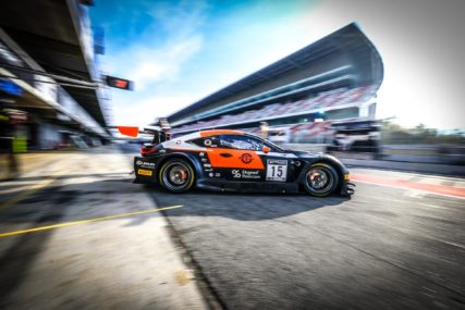 GTworldCh Sprint Cup Finale Race 3 P3 SC - Tech1 RCF #15 - Thomas Neubauer, Aurelien Panis | © SRO