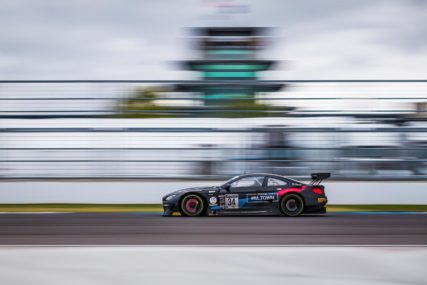 IntGTC Indy8H Winner - Walkenhorst BMW #34 - Augusto Farfus, Nick Catsburg, Connor de Phillippi | © SRO