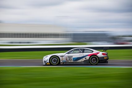 IntGTC Indy8H P2 - Walkenhorst BMW #35 - David Pittard, Martin Tomczyk, Nick Yelloly | © SRO