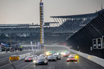 IntGTC Indy8H Winner - Walkenhorst BMW #34 - Augusto Farfus, Nick Catsburg, Connor de Phillippi | © SRO