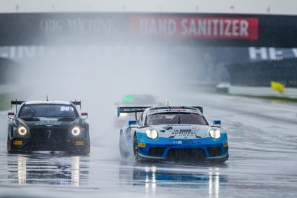 IntGTC Indy8H P2 - Walkenhorst BMW #35 - David Pittard, Martin Tomczyk, Nick Yelloly | © SRO