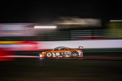 SPA24 2020 DNF - McLaren #69 - Oliver Wilkinson, Joe Osborne, Rob Bell | © SRO