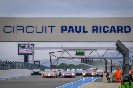 GTworldCH Eu 1000lm Paul Richardx Start | © SRO