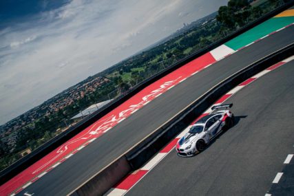 Kyalami9H 2020 - P6 - Walkenhorst BMW #35 - Martin Tomczyk, Nick Yelloly, David Pittard | © Chris Lazenby