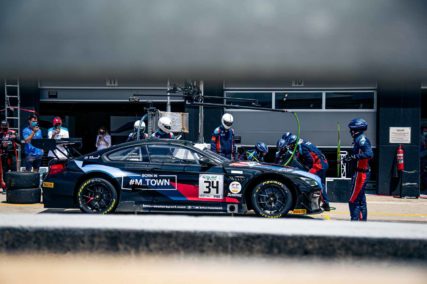 Kyalami9H 2020 - Winner - Walkenhorst BMW #34 - Nick Catsbzrg, Augusto Farfus, Sheldon vd Linde | © Chris Lazenby