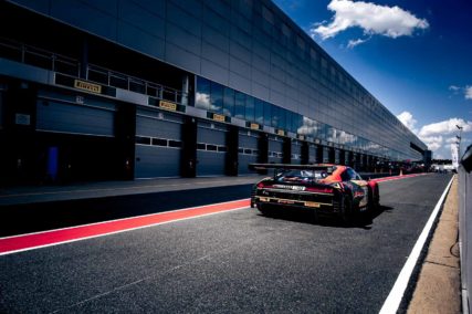 Kyalami9H 2020 - P5 - CarCollection R8 #44 - Chris Haase, Mattia Drudi, Patric Niederhauser | © Chris Lazenby