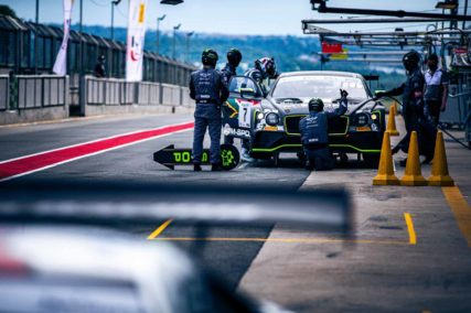 Kyalami9H 2020 - SNF - Msport Bentley #7 - Jordan Pepper, Jules Gounon, Max Soulet | © Chris Lazenby