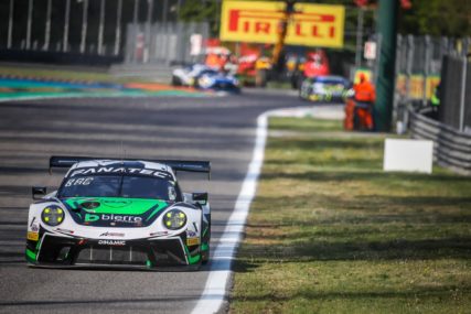 3hMonza Winner #54 - Matteo Cairoli, Klaus Bachler, Christian Engelhart | © SRO