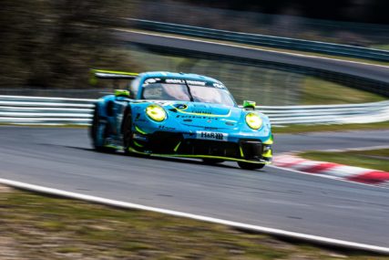 #NLS 2 PRO-Am Winner - Huber #25 - Philipp Neufer, Stefan Aust & Nico Menzel | © Chris Frays