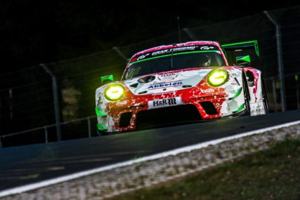 NLS 2 DNF - Frikadelli #30 - Nick Tandy & Maxime Martin | © Chris Frays