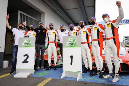 24hNBR Quqlifying-Race Double Virctory for Frikadelli Racing #31 & #30 - Parc Ferme | © GruppeC