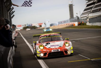24hNBR QR - P1 Frikadelli 911 #31 - Pilet Patrick, Makowiecki Frederic, Martin Maxime, Olsen Dennis | © GruppeC