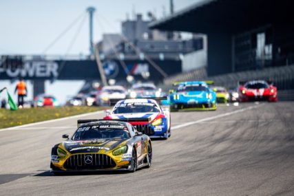 24hNBR QR - P17 10Qracing AMG #40 - Heyer Kenneth, Jäger Thomas, Buurmann Yelmer | © GruppeC