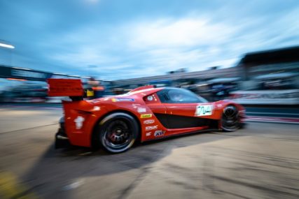 24hNBR P2 SPX SCG004c #704 - Thomas Mutsch, Felipe Fernandez-Laser, Franck Mailleux, Richard Westbrook | © GruppeC