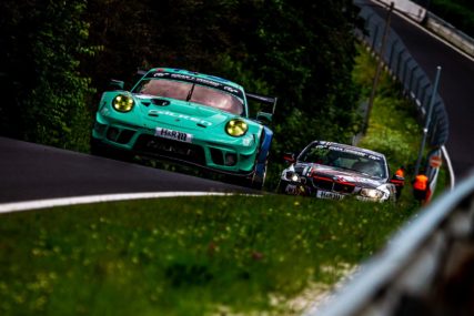 NLS 6 P3 - Falken 911 #3 - Tobias Müller, Dennis Olsen, Alessio Picariello | © Chris Freys