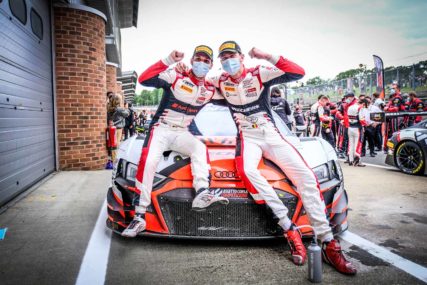 GTworldChEu Sprint Cup Champions 21 - Dries Vanthoor & Charles Weerts | © SRO