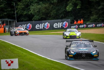 Winner Silver Cup Race II - #7 - Juuso Puhakka, Oscar Tunjo | © SRO