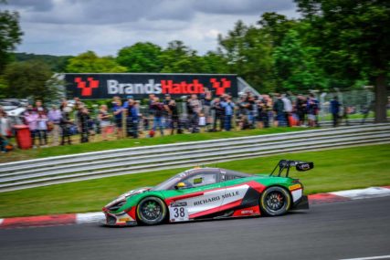 DNF Race I - #38 - Ben Barnicoat, Oliver Wilkinson | © SRO