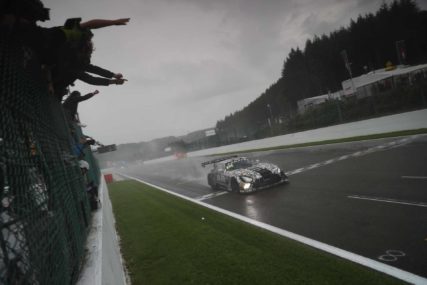 P4 Silver Winner - MadPanda #90 - Ezequiel Perez Companc, Ricardo Sanchez, Patrick Kujala, Rik Breukers | © SRO