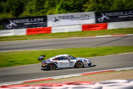 DNF: GPX Racing #22: Matt Campbell, Earl Bamber, Mathieu Jaminet | © SRO