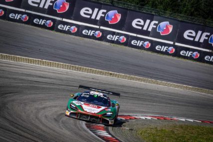 DNS - Jota-Racing #38 McLaren: Ben Barnicoat, Oliver Wilkinson, Rob Bell | © SRO