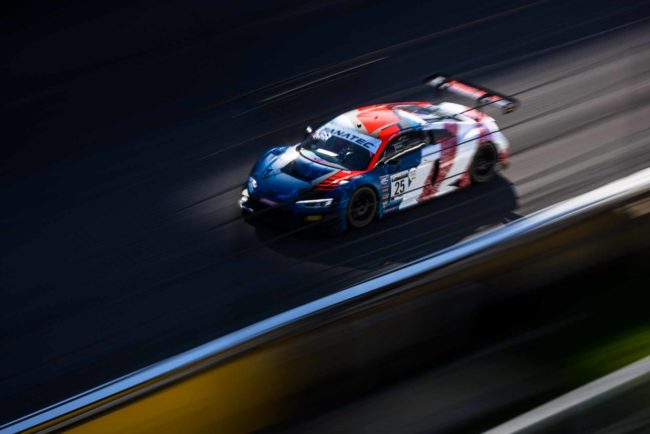 INDY8H Winner 2021 - Haase, Niederhauser, Winkelhock #25 | © SRO