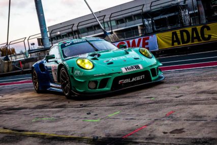 NLS9 21 - P4 - Falken 911 #3 - Dennis Olsen, Lars Kern | © Chris Frays
