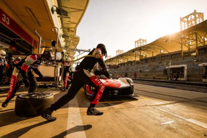 8hBahrain HC P2 #7 - M. CONWAY / K. KOBAYASHI / J. LOPEZ | © Toyota