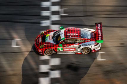 Petit Le Mans P2 GTD & Champions 2021 #9 - Z. Robichon / L. Vanthoor / L. Kern | © Porsche