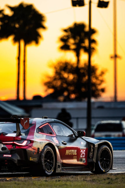 60. Rolex24 P7 GTD P #25 - C. De Phillippi / J. Edwards / A. Farfus / J. Krohn | © BMWM