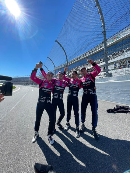 60. Rolex24 P1 DPi #60 - O. Jarvis / T. Blomqvist / H. Castroneves / S. Pagenaud | © MeyerShank Racing