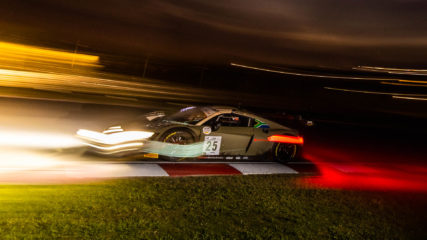 kyalami9h 21 - P3 overall: Patric Niederhauser, Kelvin vd LInde, Markus Winkelhock | © AUDIsport