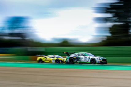 DNF Bentley CMR #107 - Nigel BAILLY, Matthieu DE ROBIANO, Stéphane LEMERET | © SRO