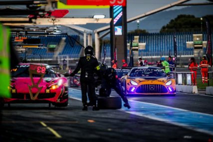 P2 GOLD #83 - Rahel Frey, Sarah Bovy, Michelle Gatting | © GTWCE