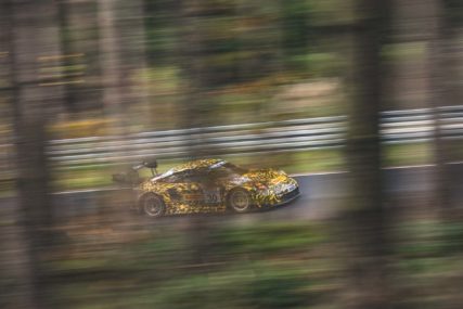 Dinamic Motorsport 992 #30 - NLS 9 | © phgraphics