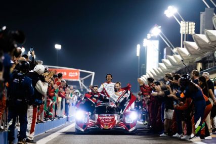 WEC 8h Bahrain Winner LMP2 - WRT #31 - Rast, Frjins, Geleal | © WRT
