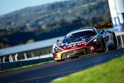 BritishGT - Donington Decider 2023 | © lazenbyvisuals